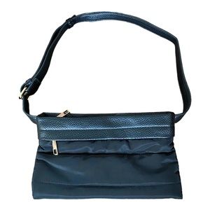 ✴️A New Day Adjustable Black Pouch